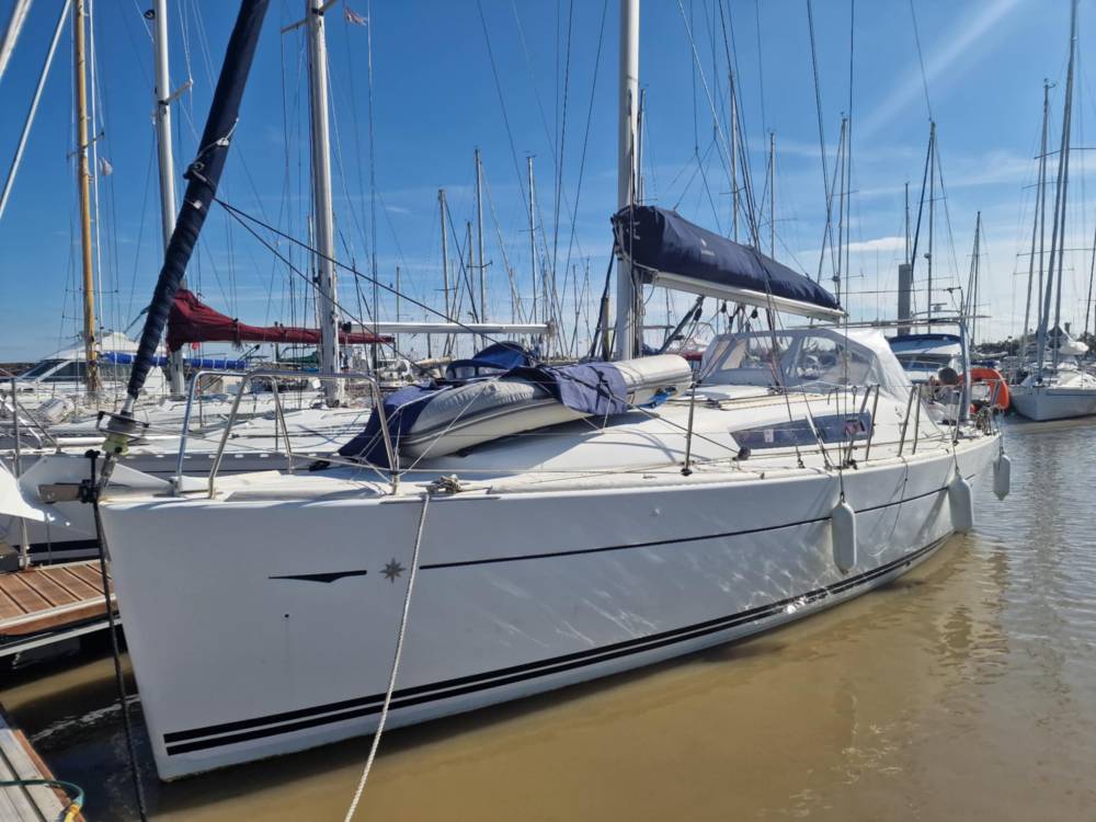 dee9b430-2cdf-4aea-b97b-1aab6b601884